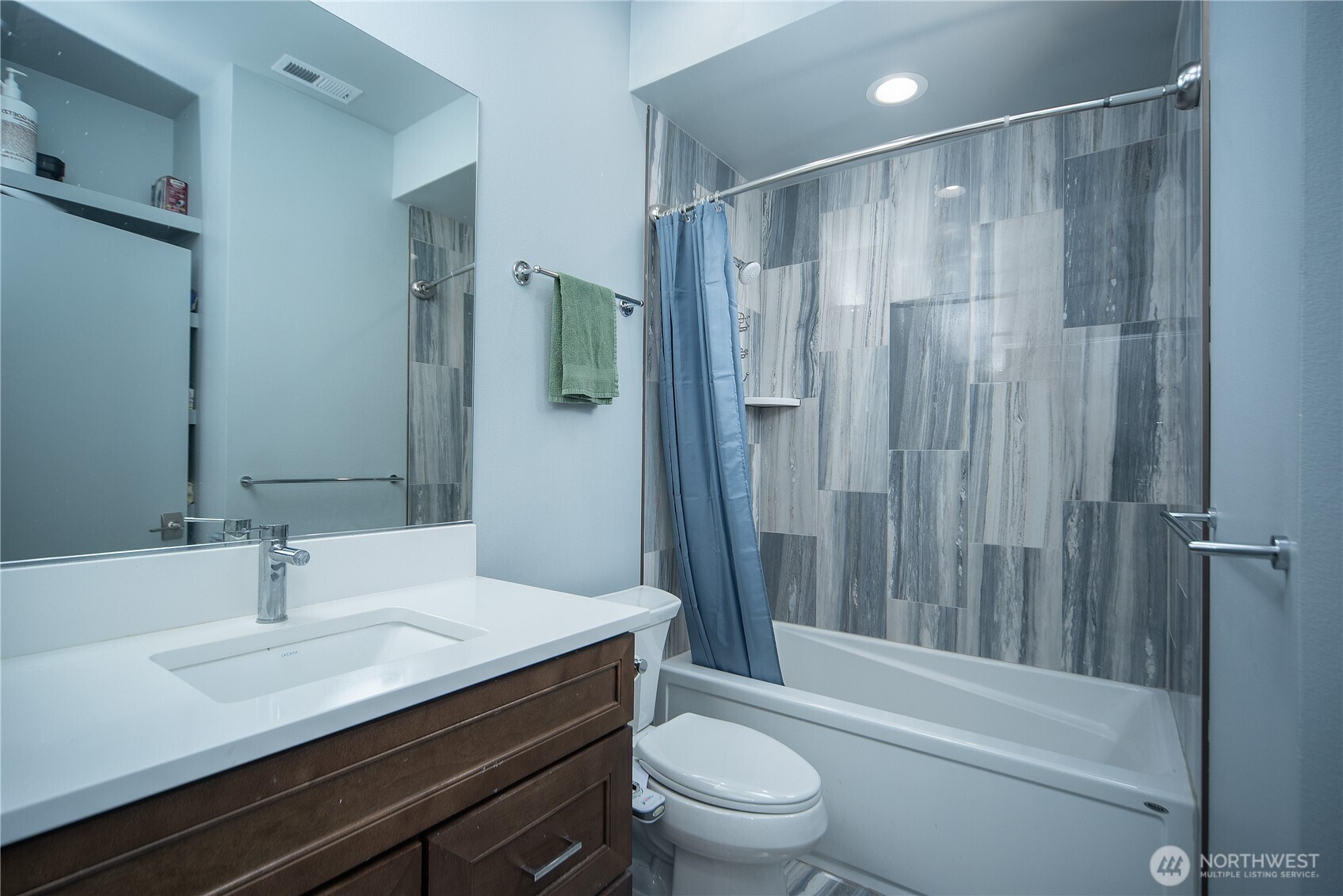 202 E Stanford Avenue 98926 Property Photo 6