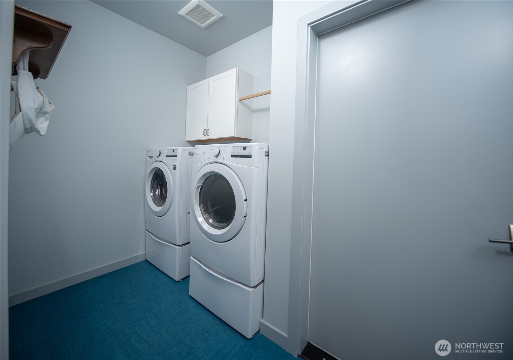 202 E Stanford Avenue 98926 Property Photo 25