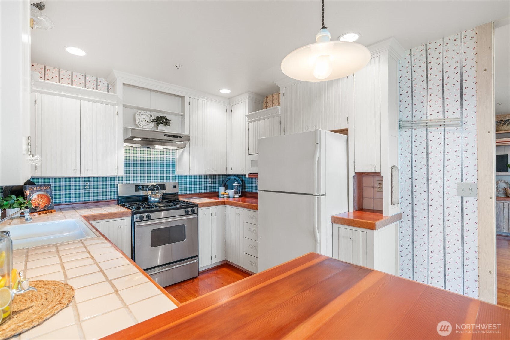 9415 Key Peninsula Highway Property Photo 32