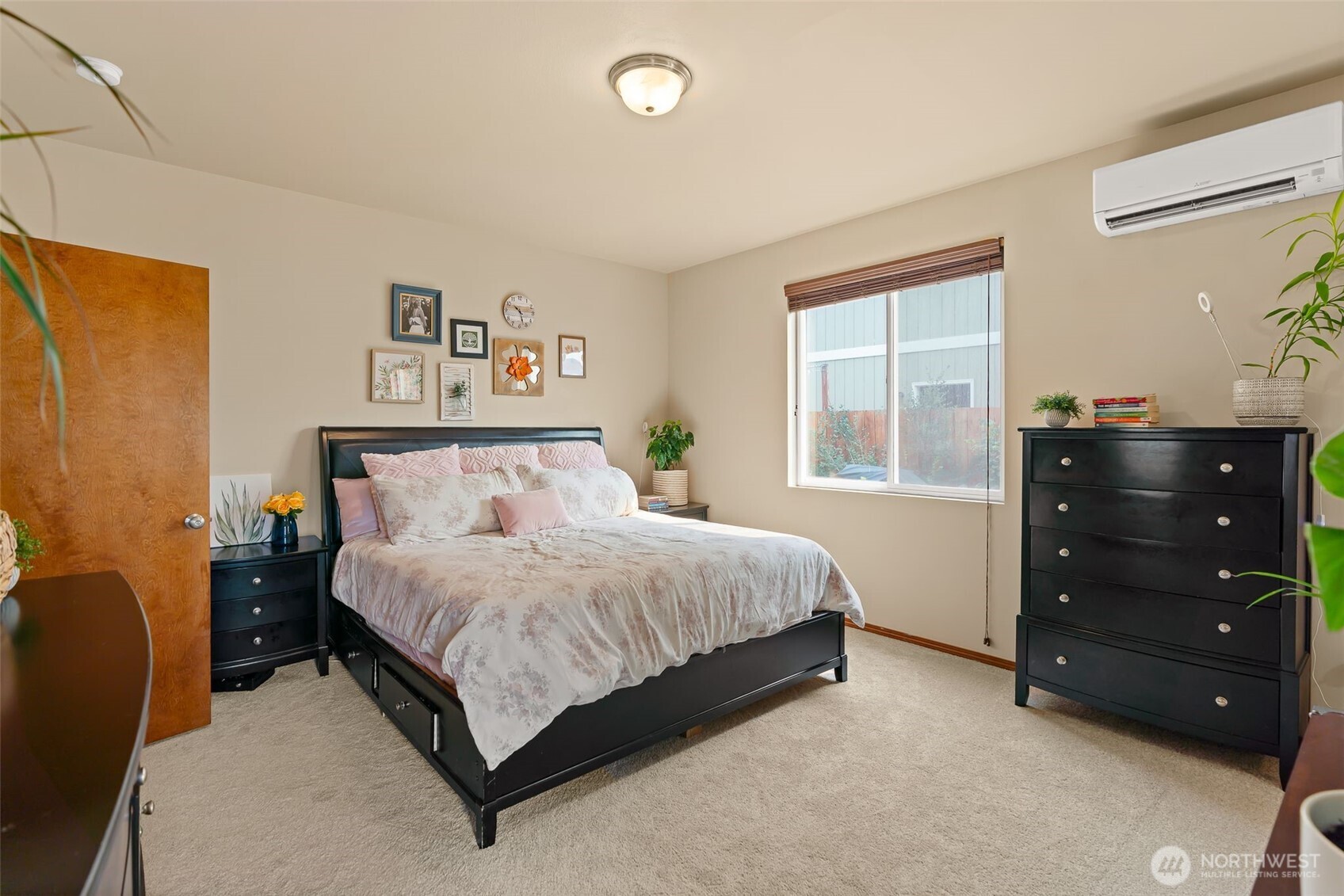 1610 E Spokane Avenue Property Photo 18