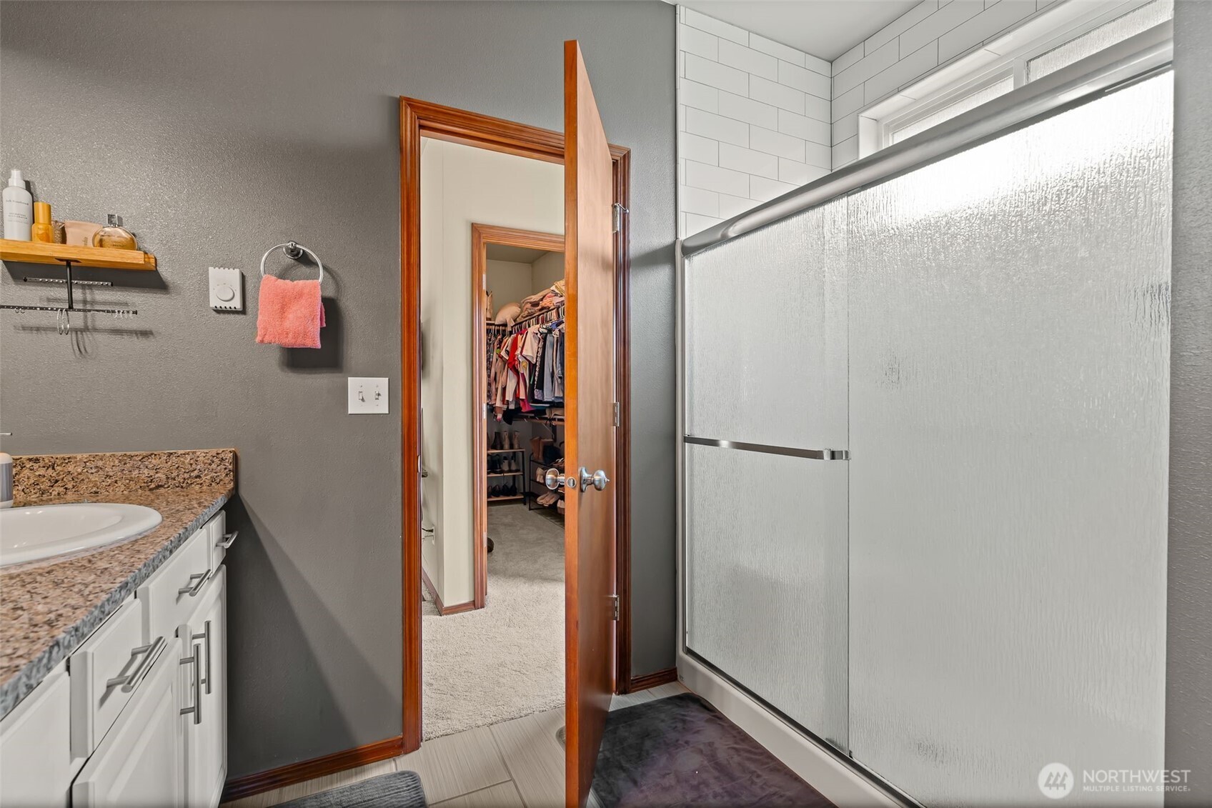 1610 E Spokane Avenue Property Photo 20