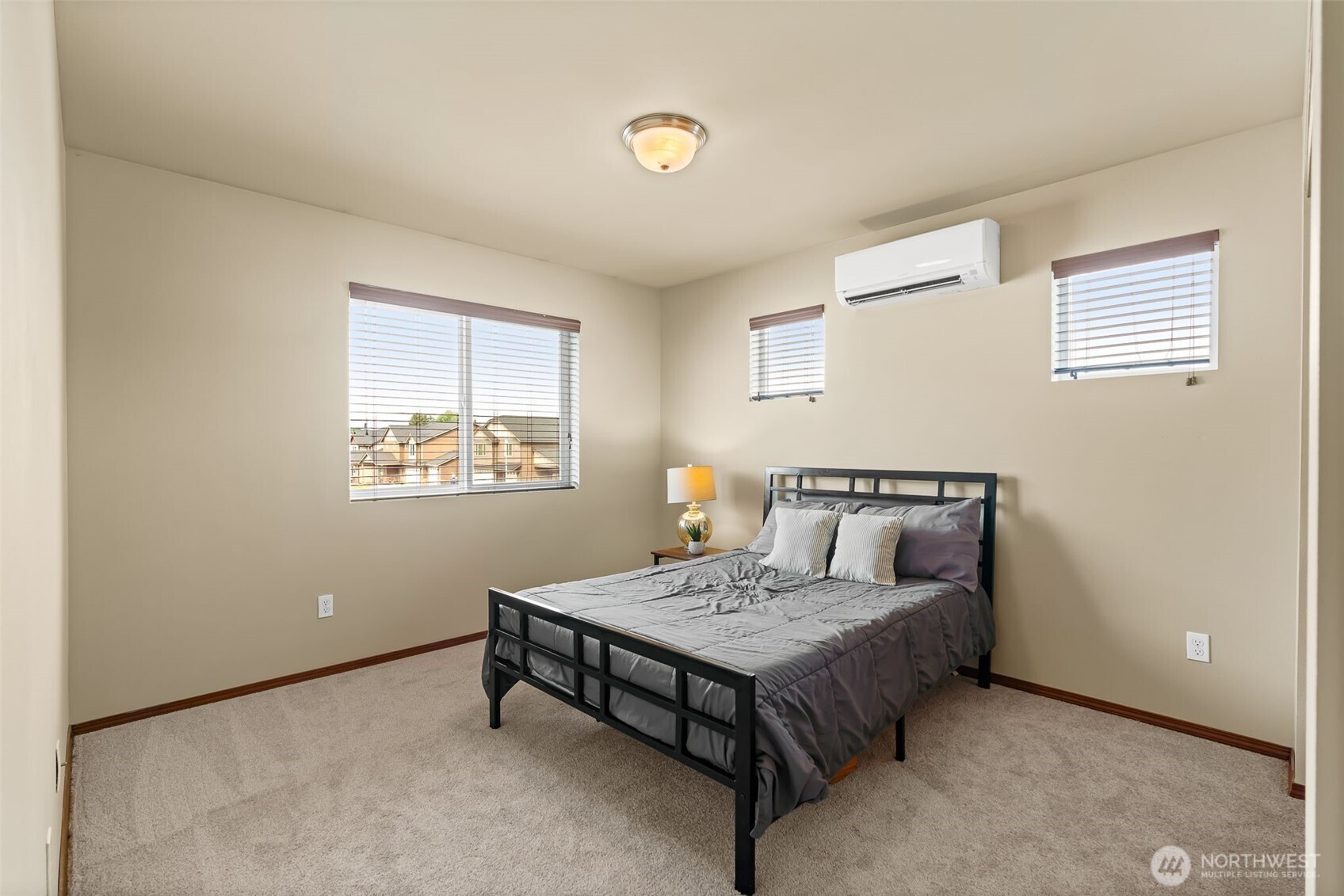1610 E Spokane Avenue Property Photo 27