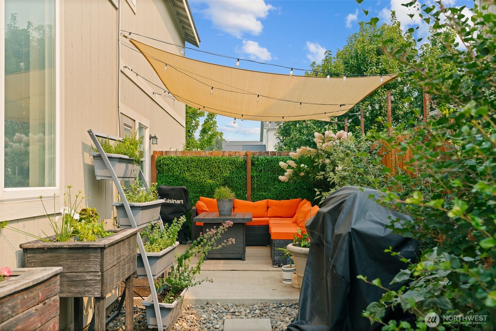 1610 E Spokane Avenue Property Photo 33