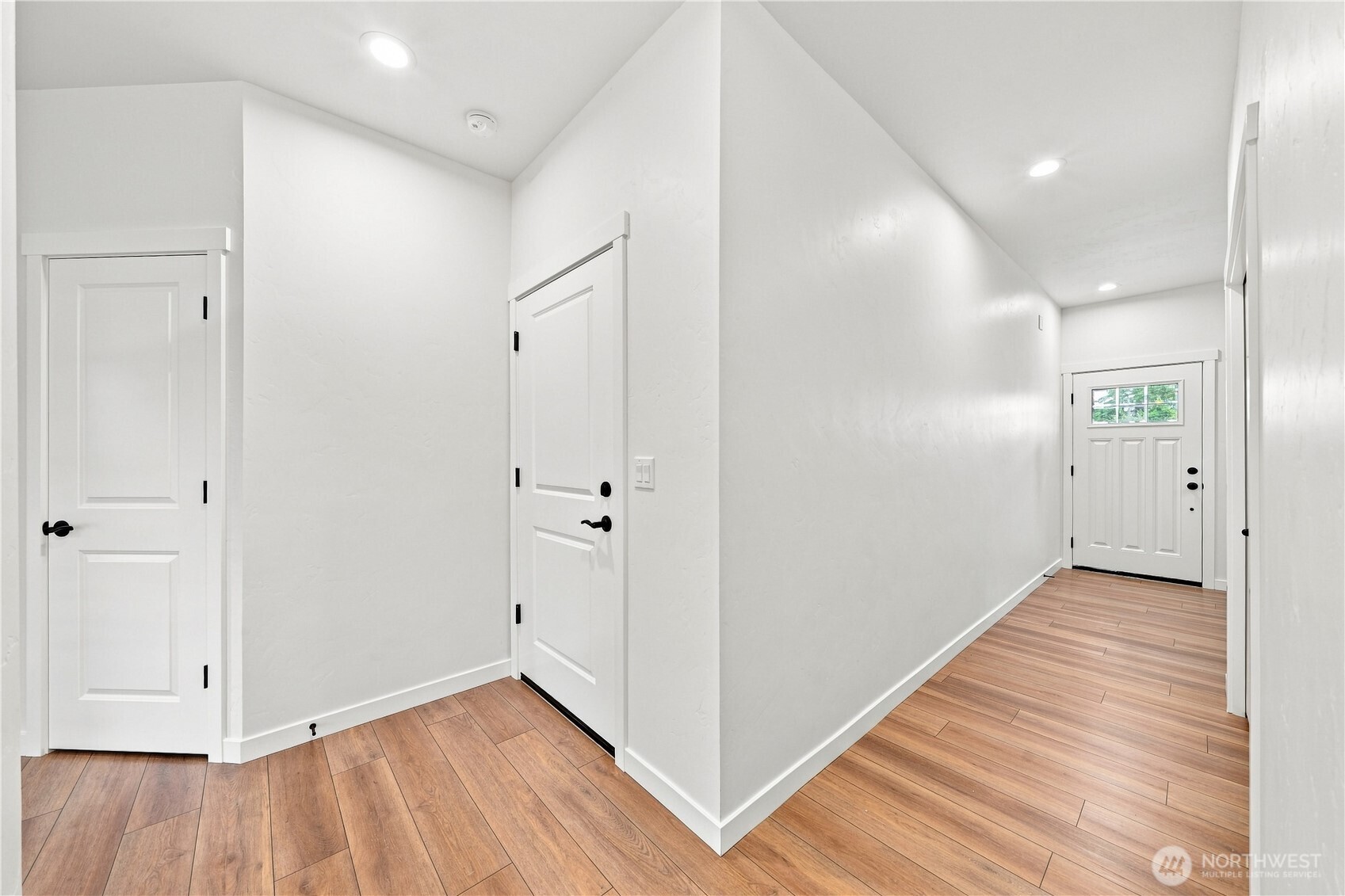 4832 73rd Place Property Photo 8