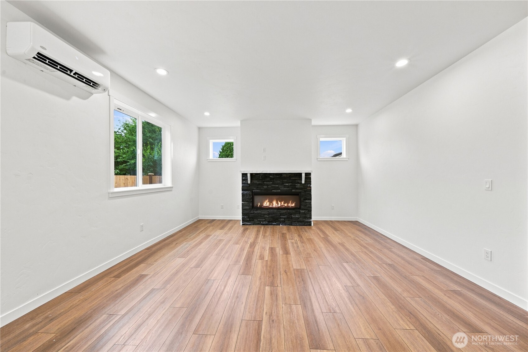 4832 73rd Place Property Photo 14