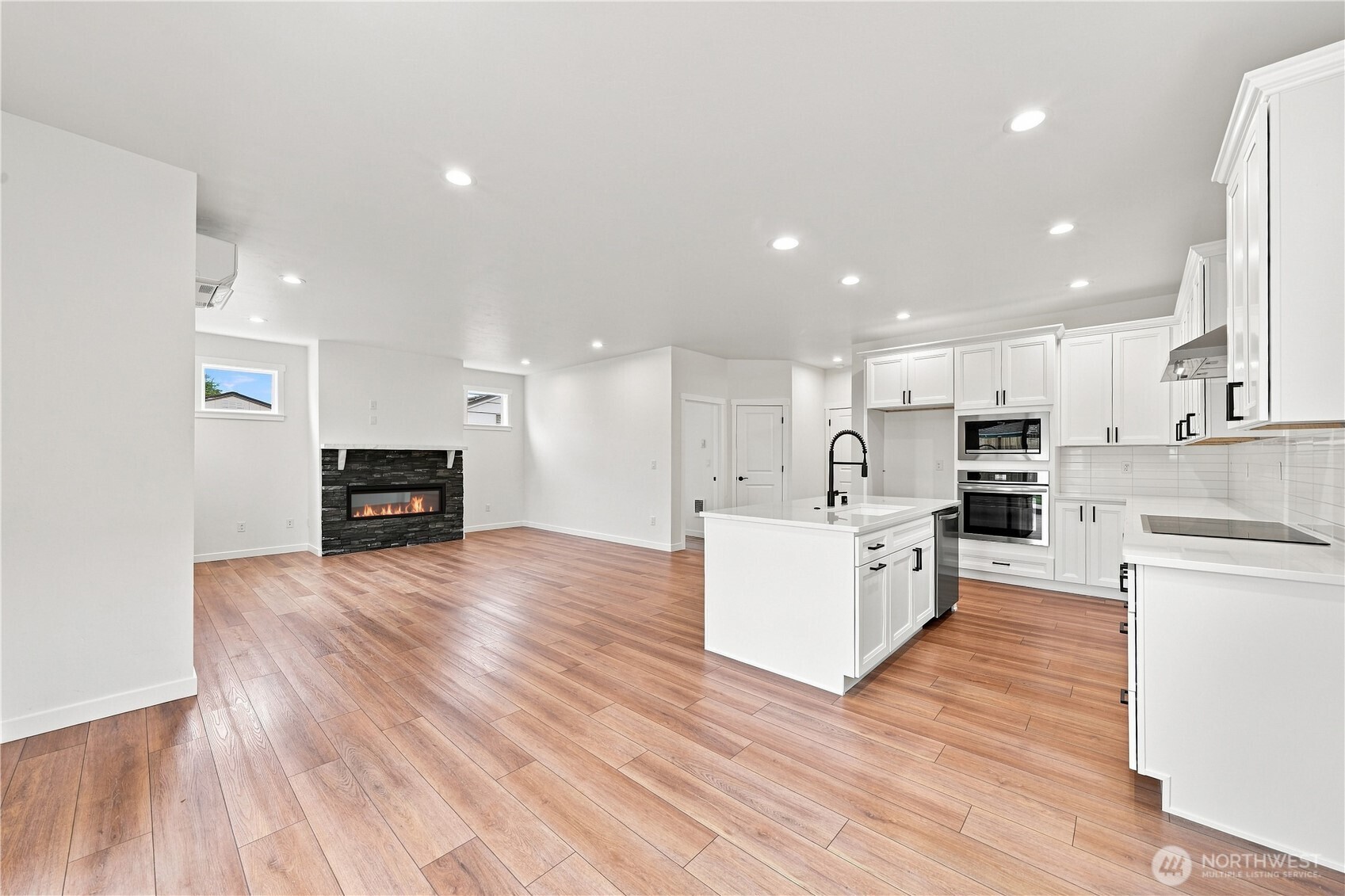 4832 73rd Place Property Photo 17