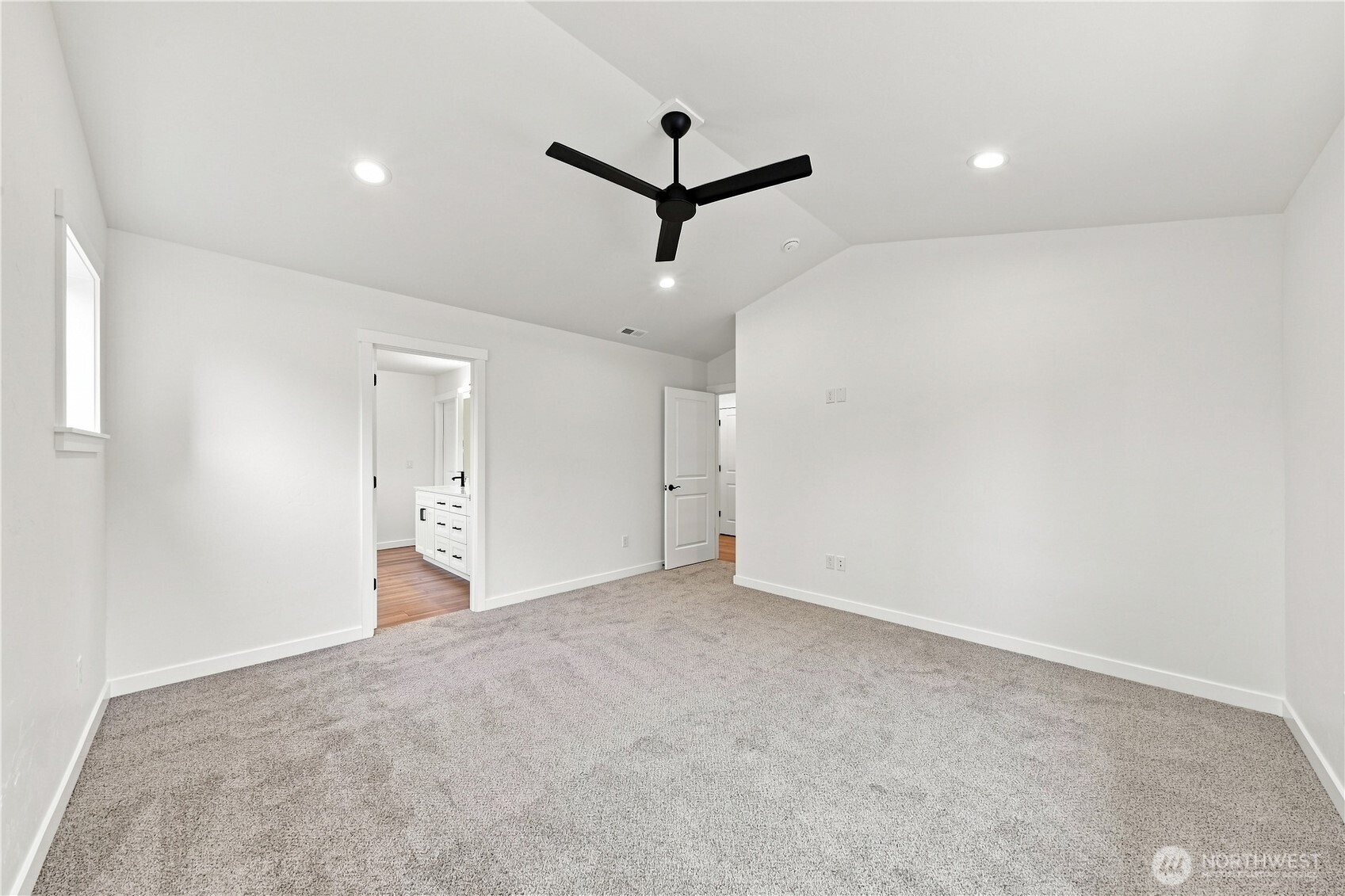 4832 73rd Place Property Photo 28