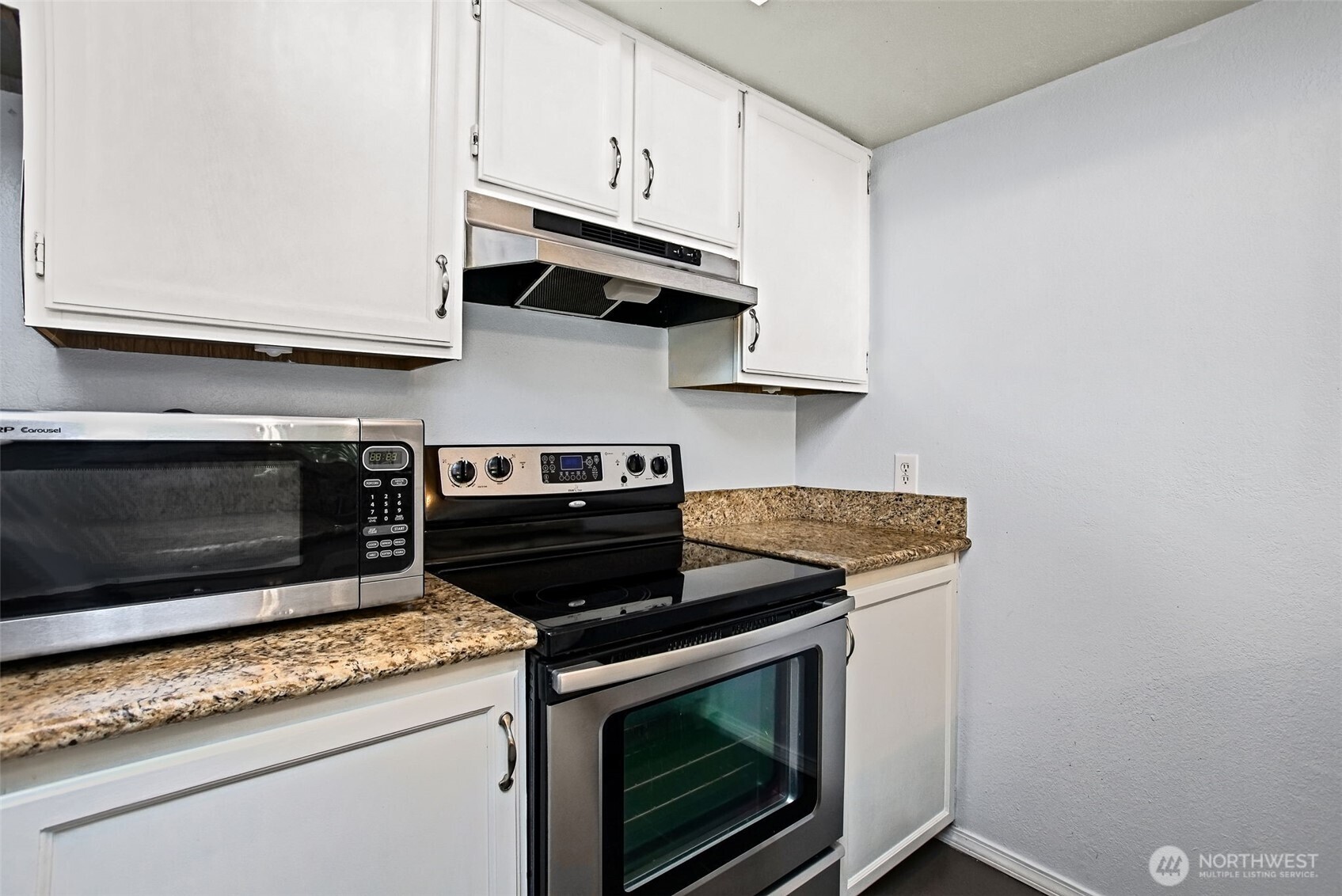 1804 S 285th Place D Property Photo 11