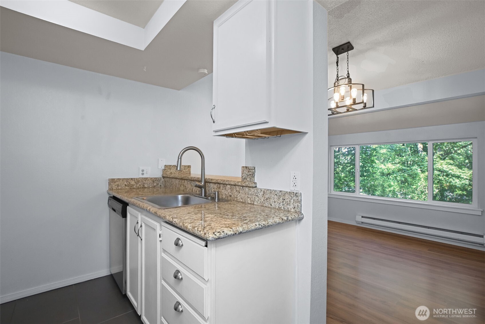 1804 S 285th Place D Property Photo 12