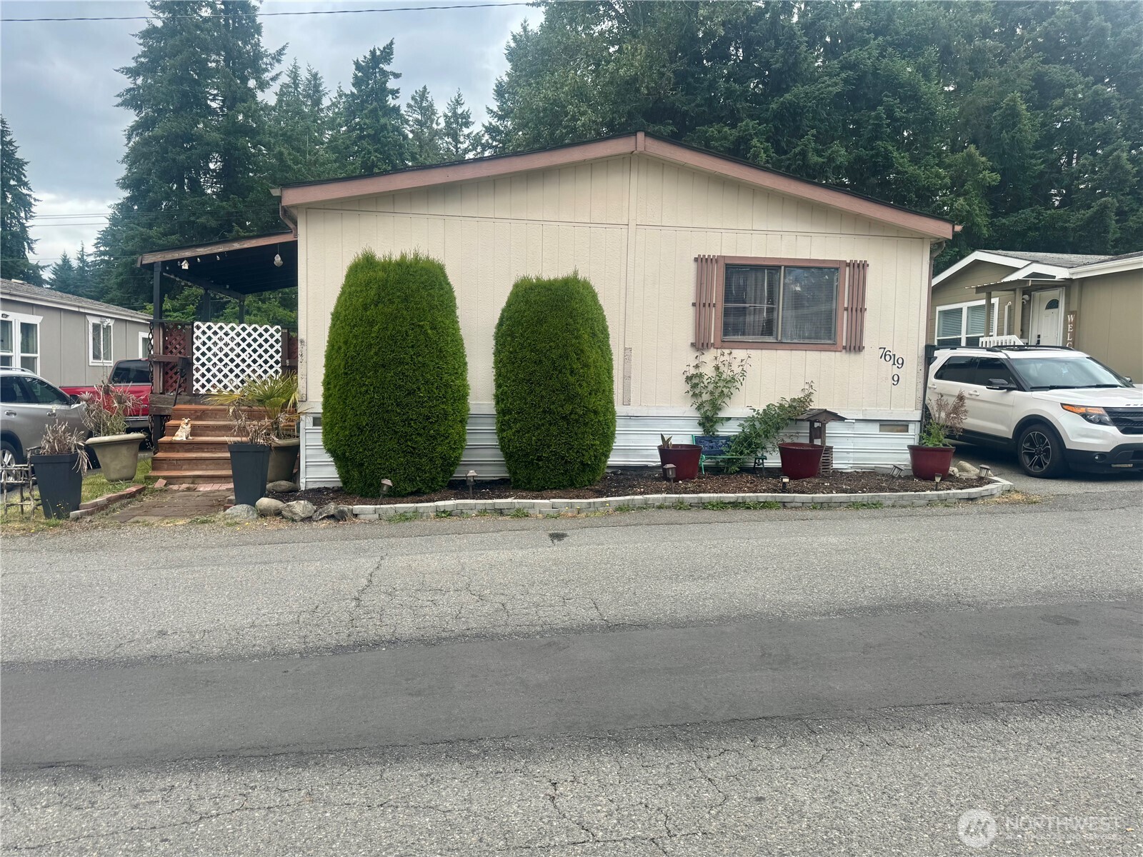 7619 156th Street Ct 9 Property Photo 1