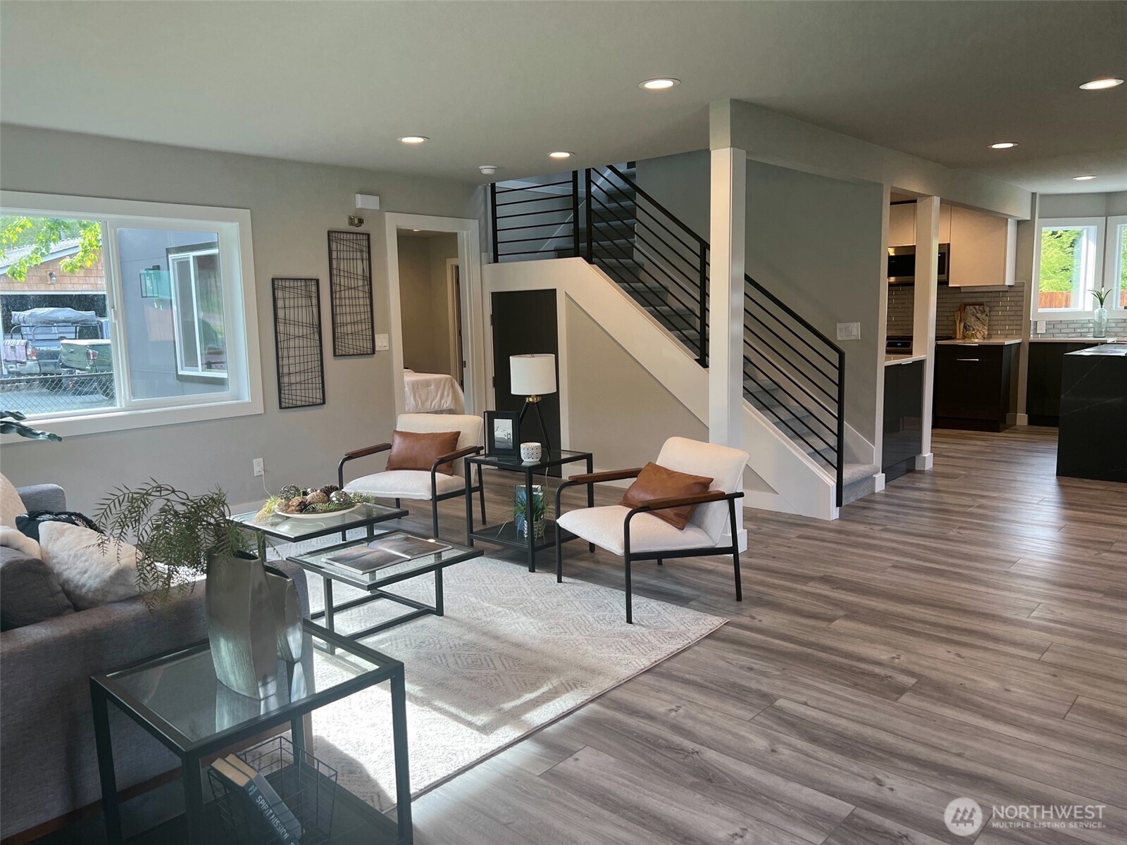 1294 Seeman Street Property Photo 6