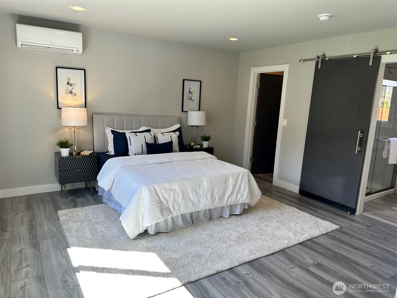 1294 Seeman Street Property Photo 15