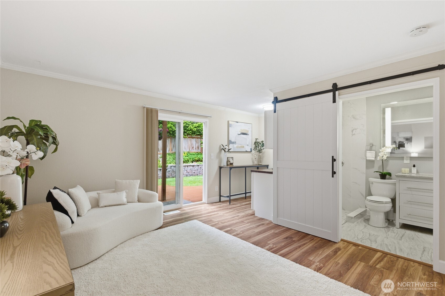 412 164 Place Property Photo 9