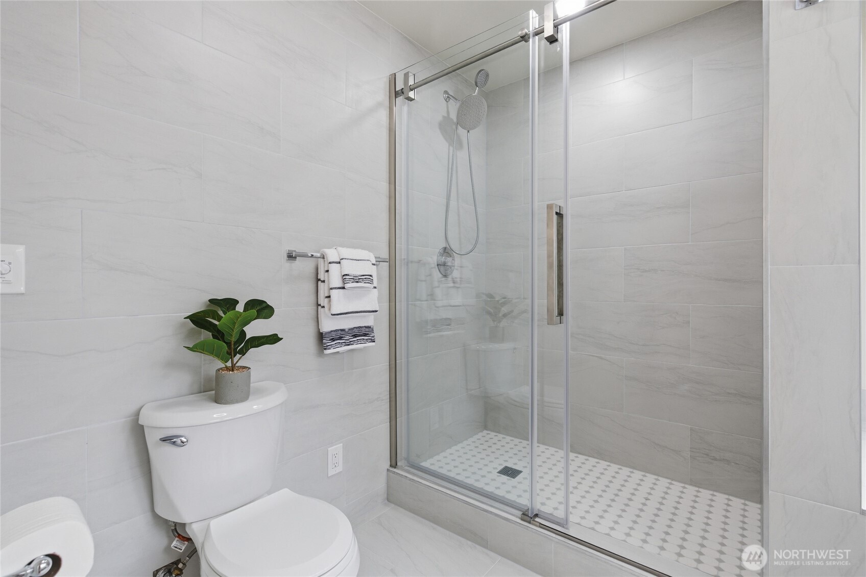 412 164 Place Property Photo 21
