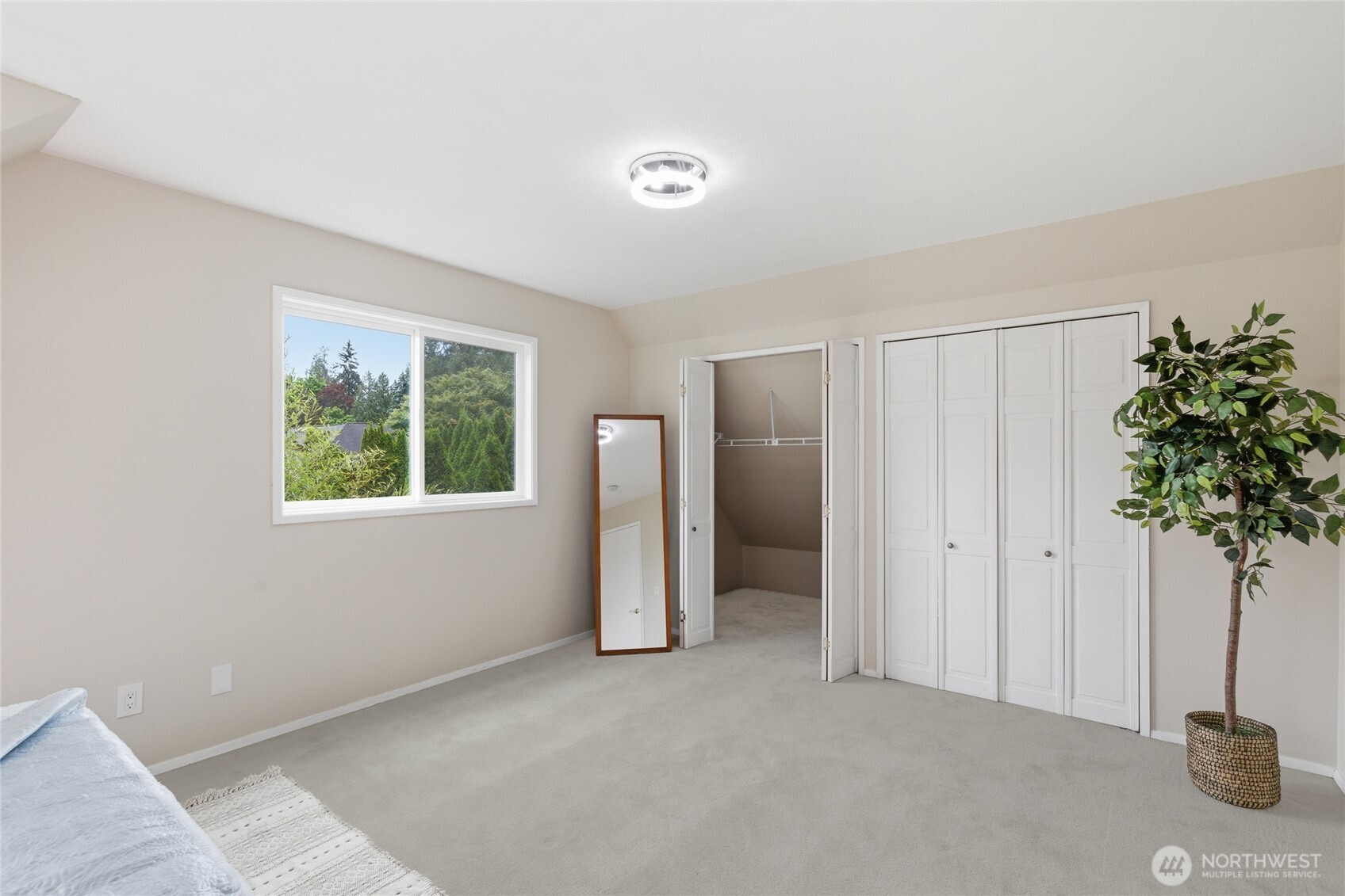 412 164 Place Property Photo 23