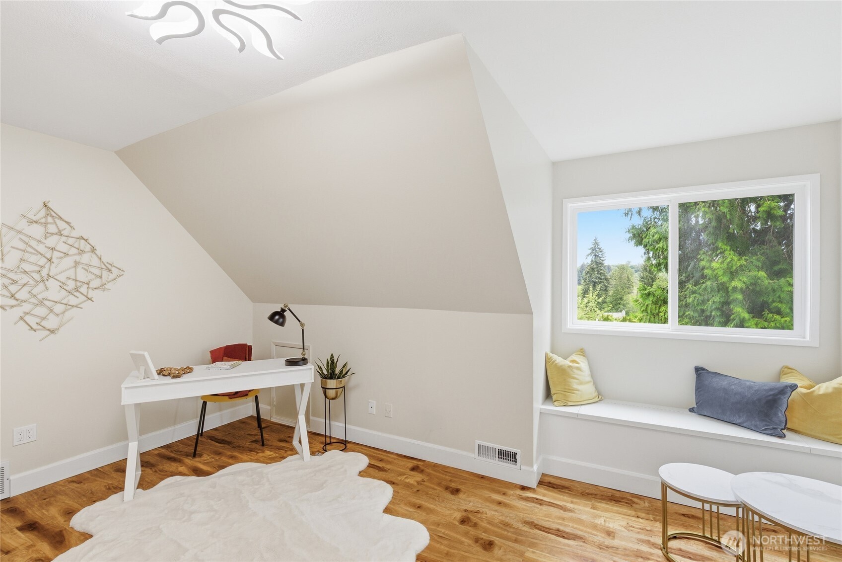 412 164 Place Property Photo 24