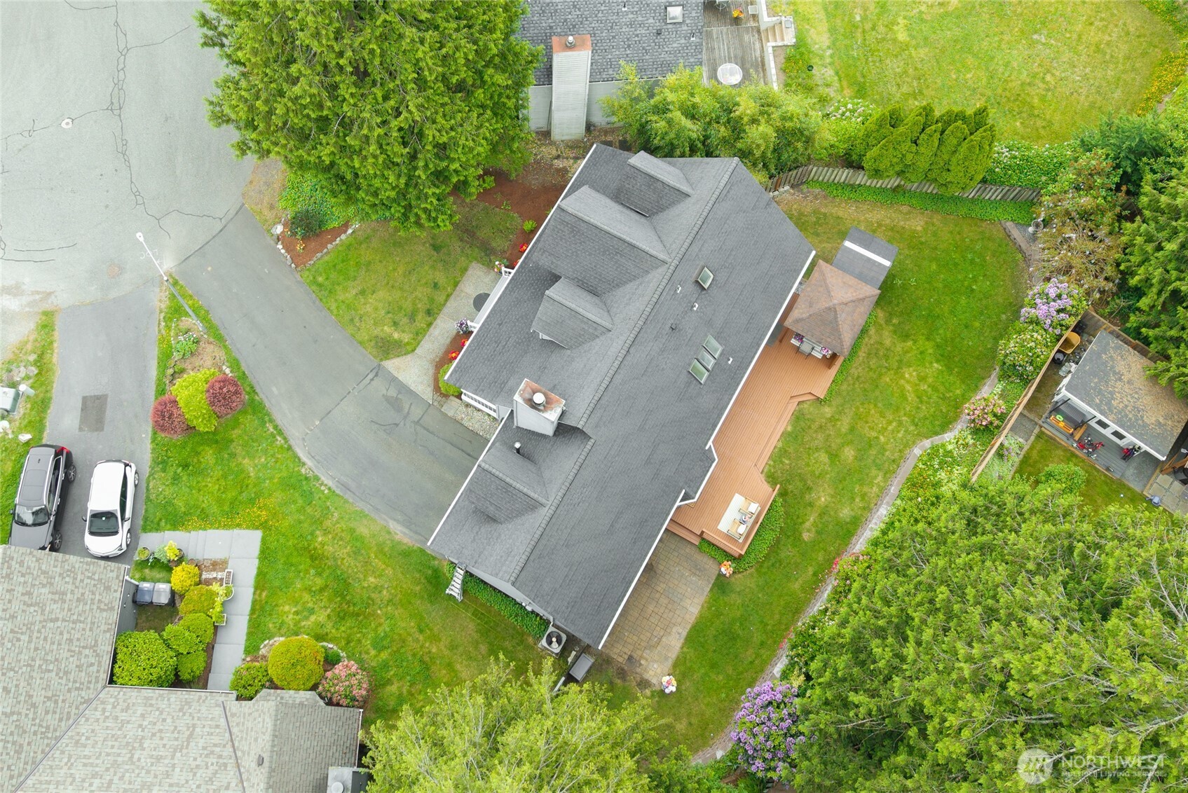 412 164 Place Property Photo 32