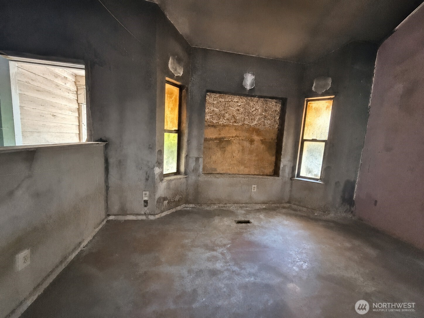 8109 186th Street Ct Property Photo 9