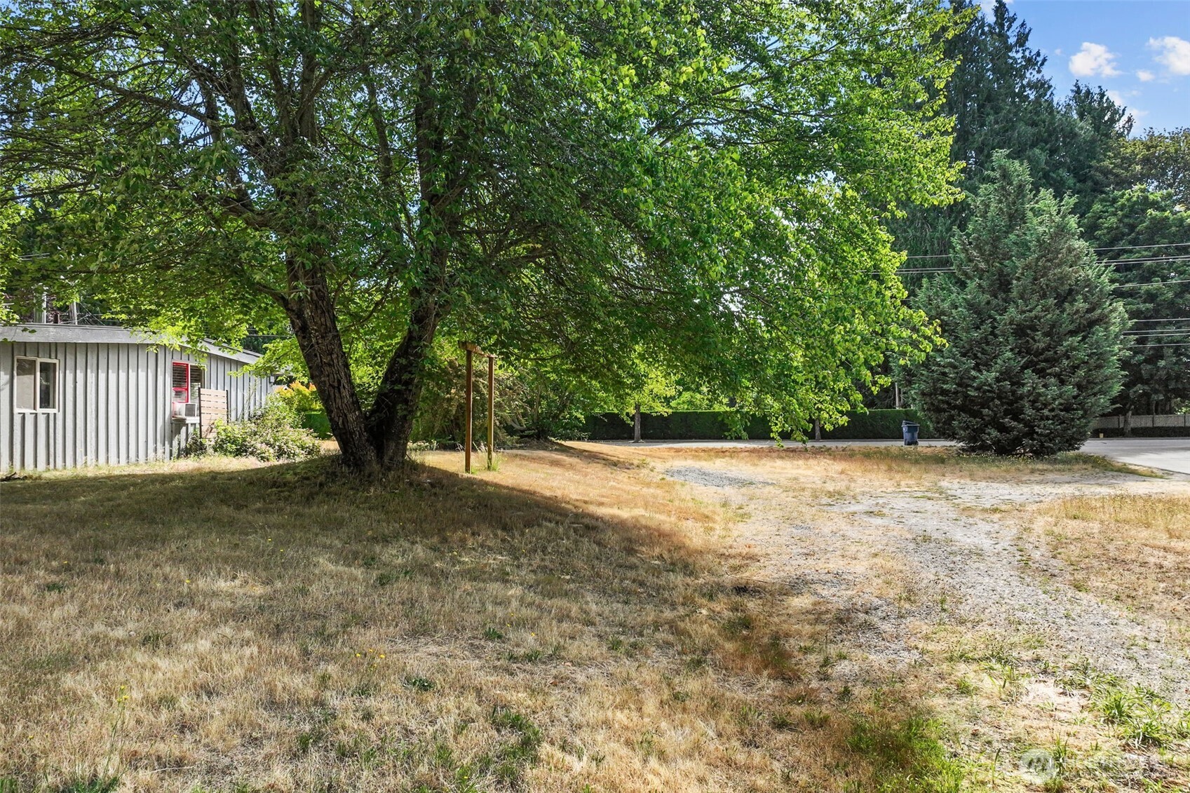 1215 244th Avenue Property Photo 18