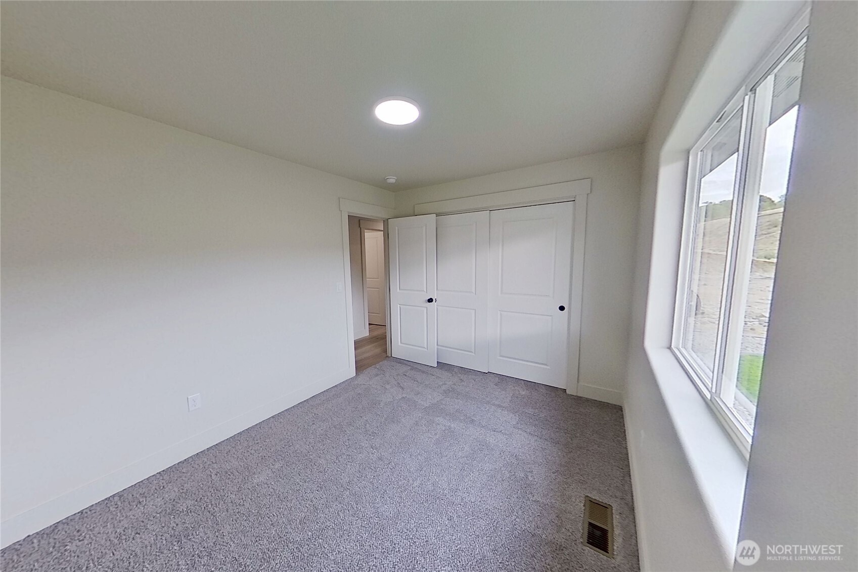 201 Country Cottage Lane Property Photo 24
