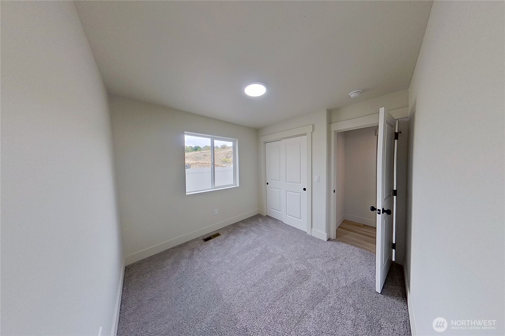 201 Country Cottage Lane Property Photo 28