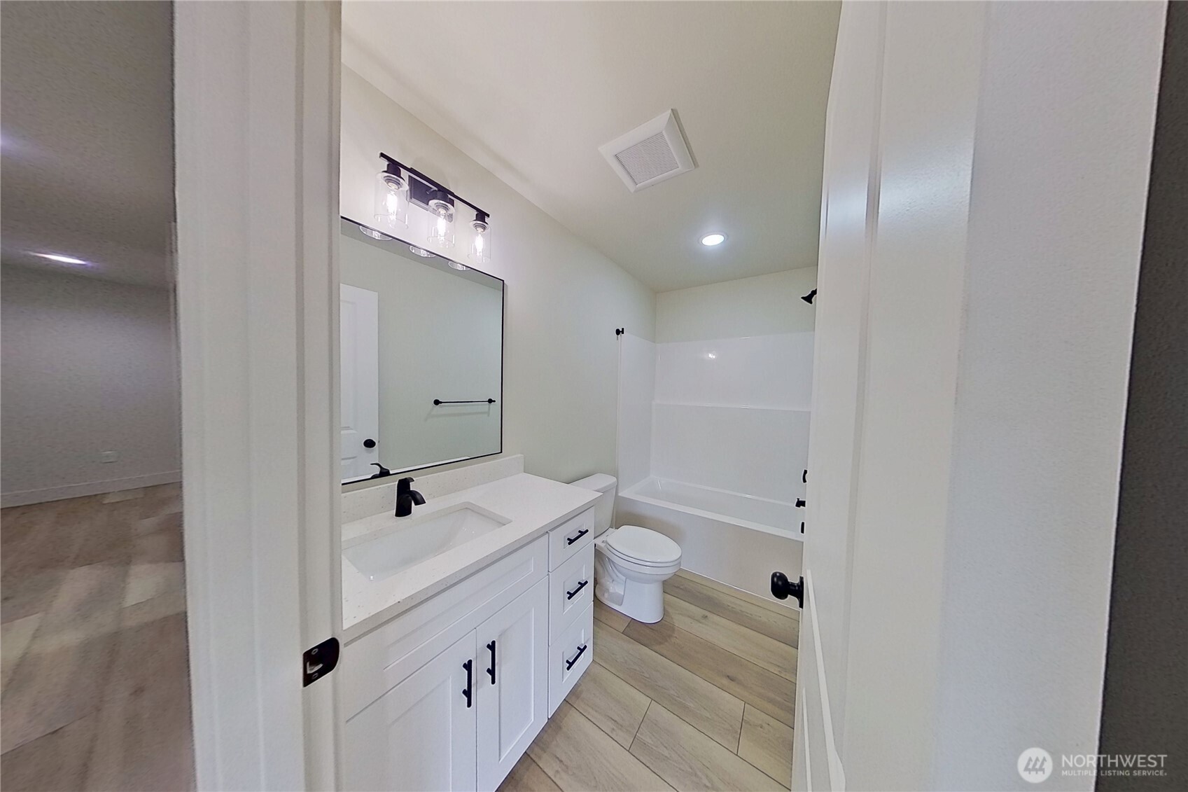 201 Country Cottage Lane Property Photo 29