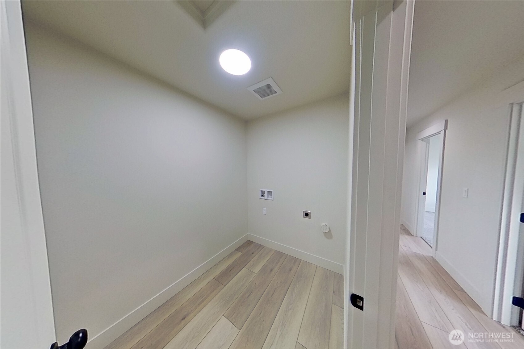 201 Country Cottage Lane Property Photo 31