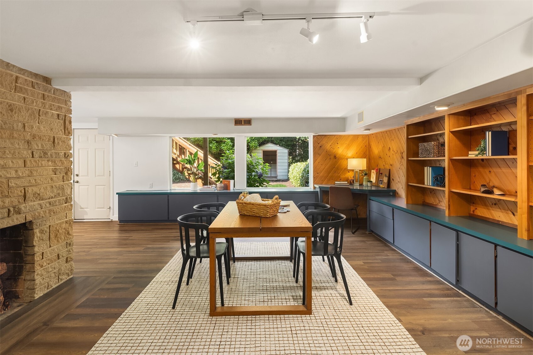 11215 Champagne Point Road Property Photo 28