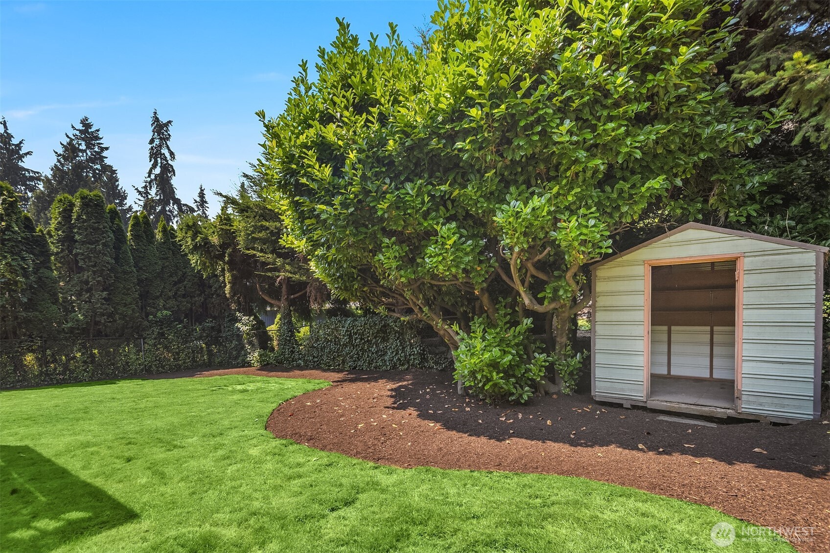 11215 Champagne Point Road Property Photo 35