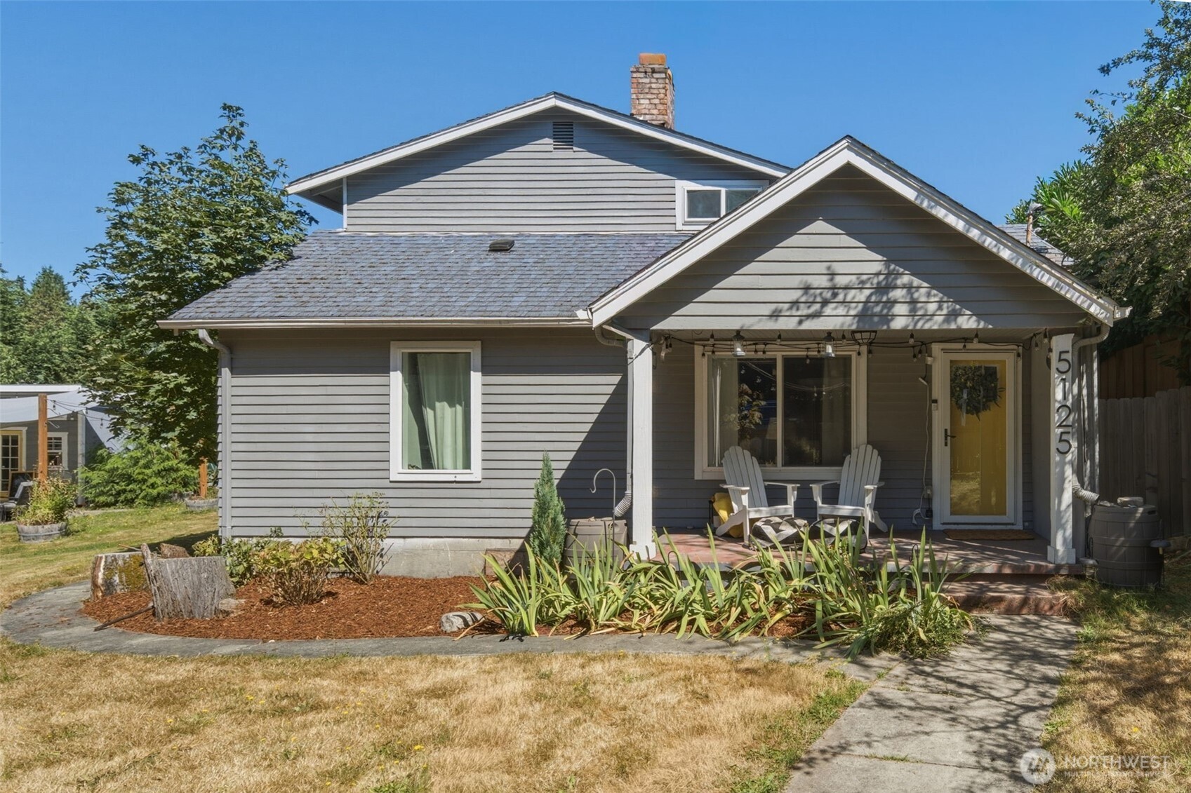 5125 78th Street Property Photo 2