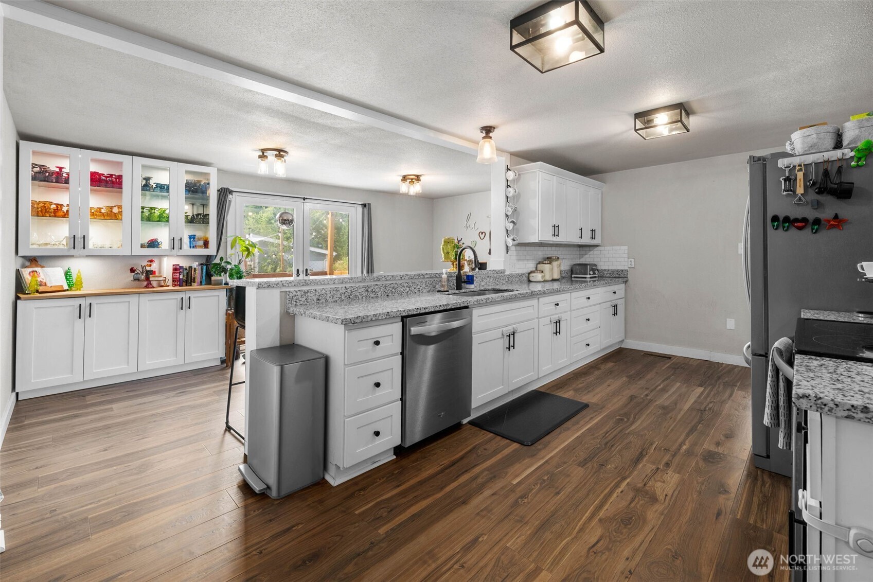 5125 78th Street Property Photo 5