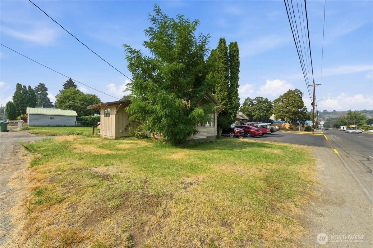21 W 4th Avenue Property Photo 33