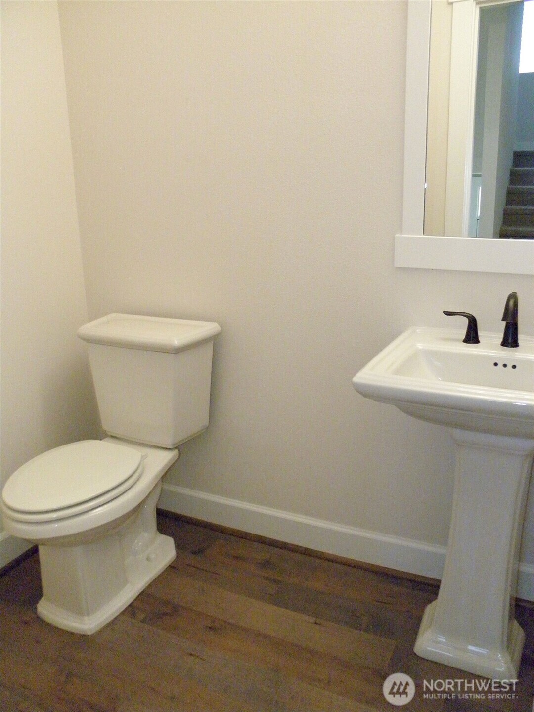 1356 Greenwich Walk Property Photo 12