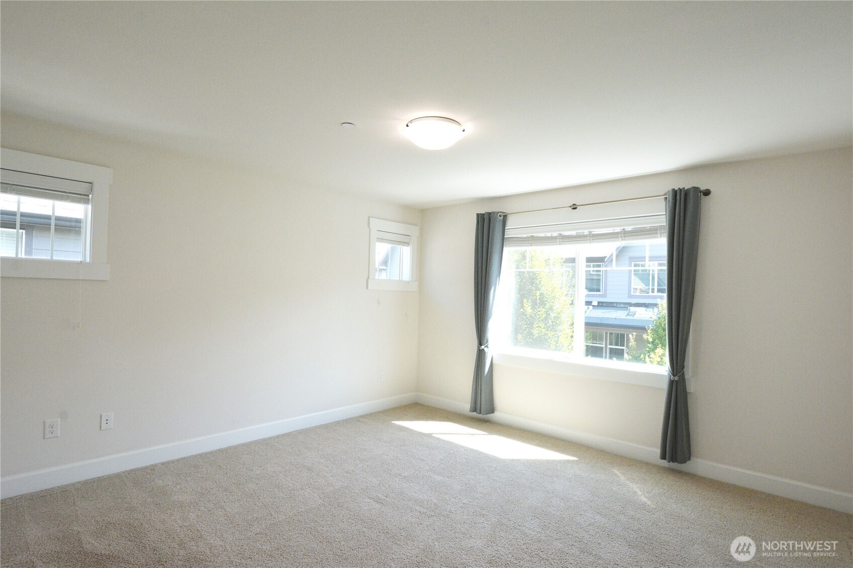 1356 Greenwich Walk Property Photo 17