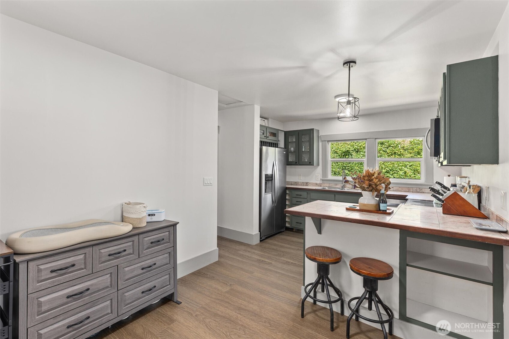 1301 Walter Street Property Photo 8