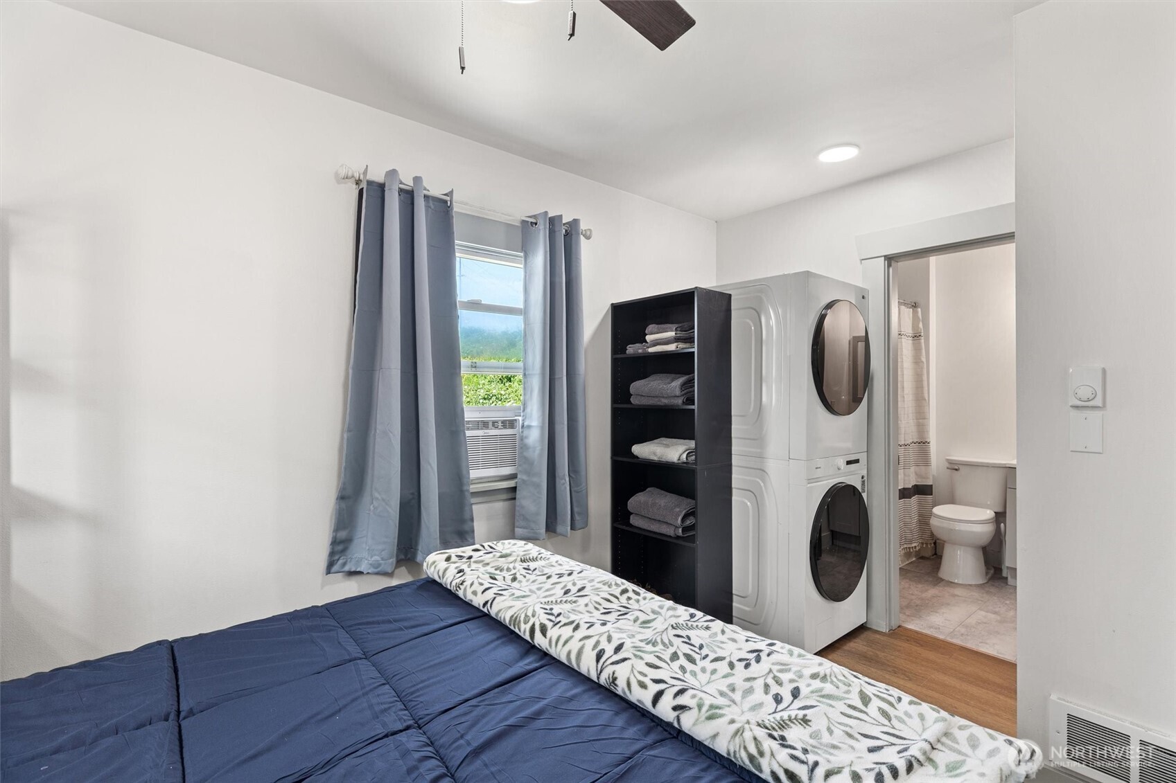 1301 Walter Street Property Photo 17