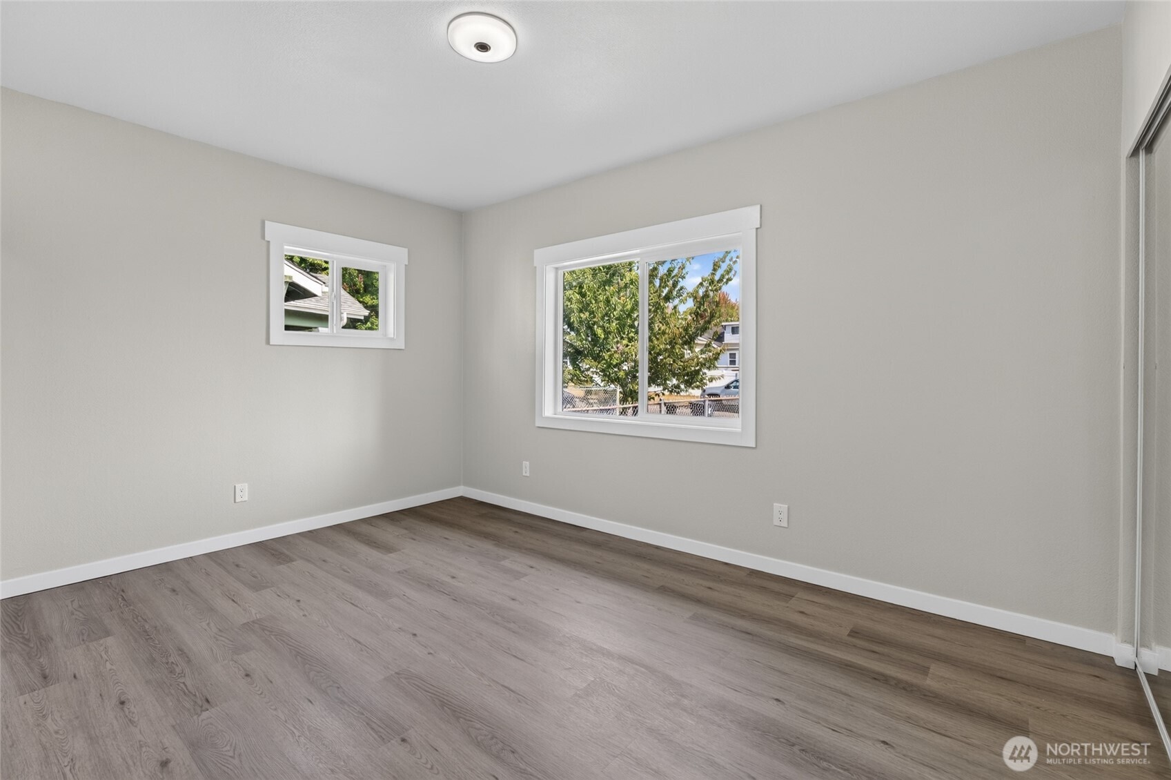 862 S 39th Street Property Photo 13