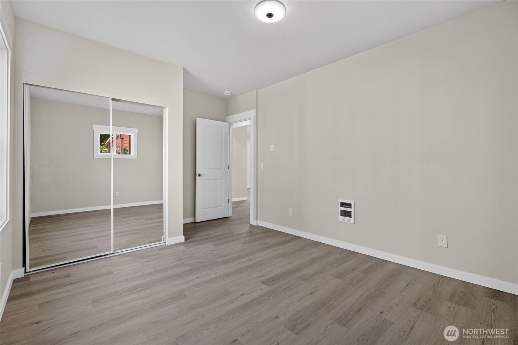 862 S 39th Street Property Photo 15