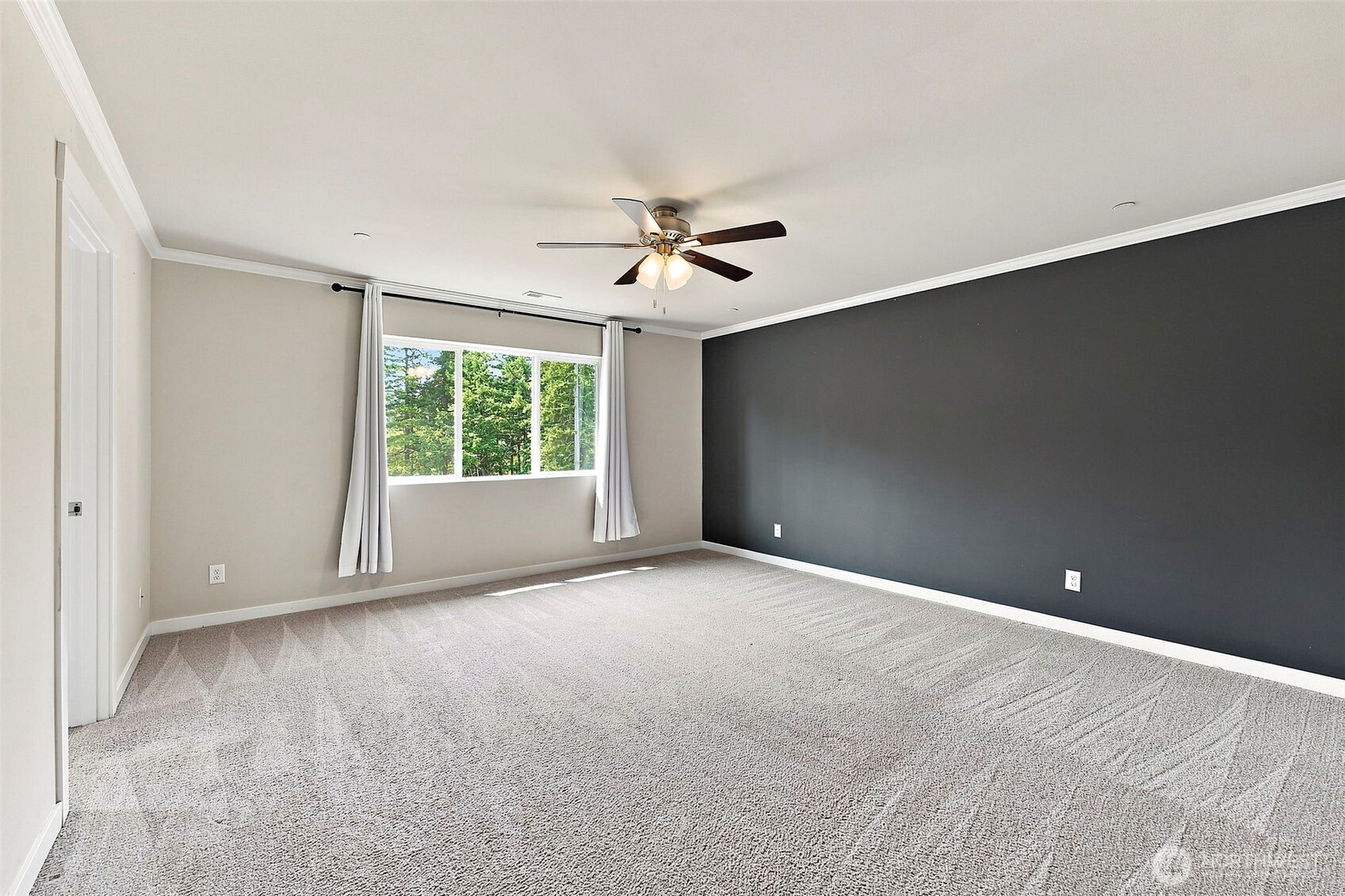 7701 208th Avenue Property Photo 16