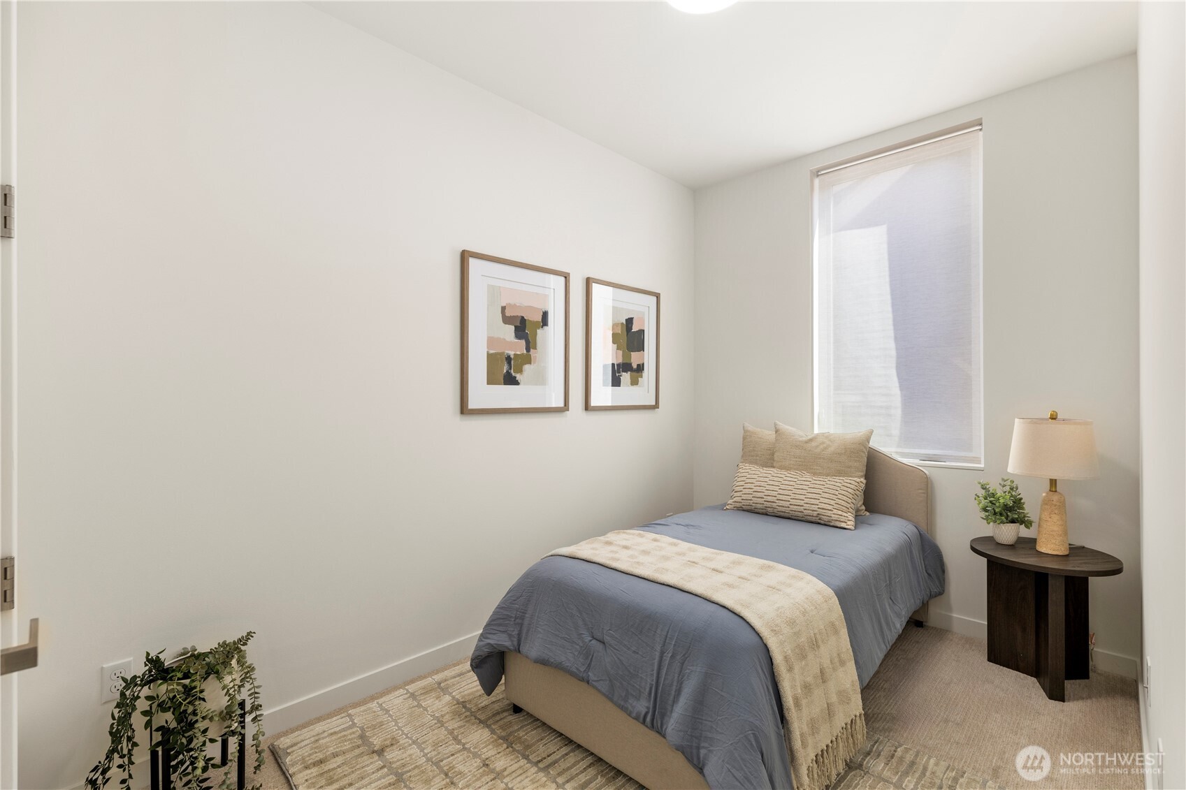 2328 Franklin Avenue C Property Photo 16