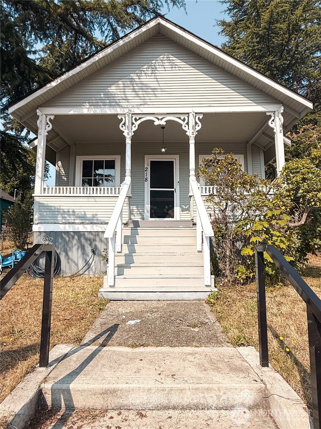218 Washington Avenue Property Photo 1