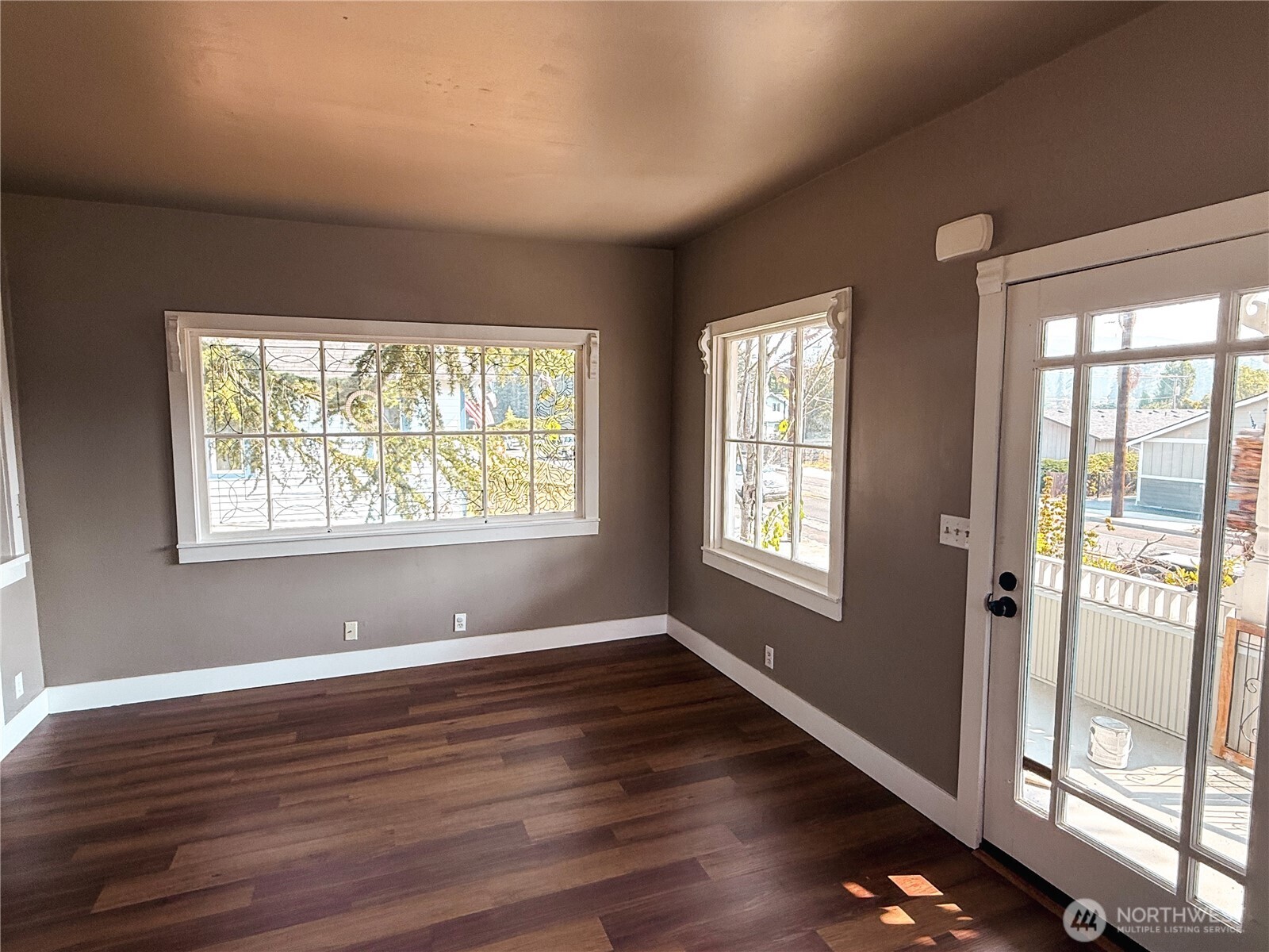 218 Washington Avenue Property Photo 14