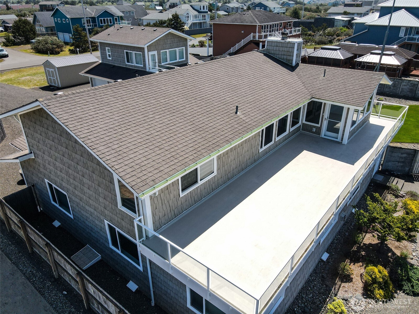 935 S Sand Dune Avenue Property Photo 12