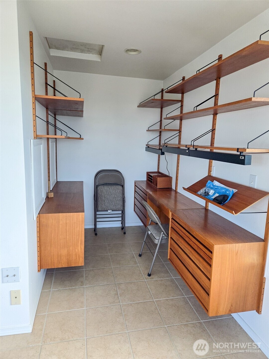 935 S Sand Dune Avenue Property Photo 34