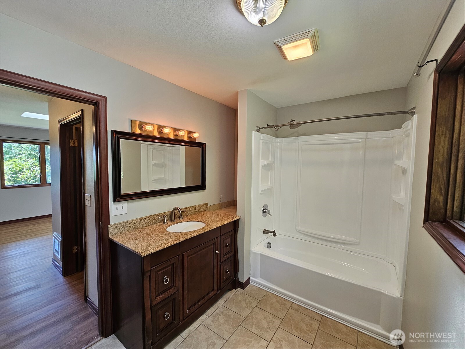 21930 42nd Drive Property Photo 23