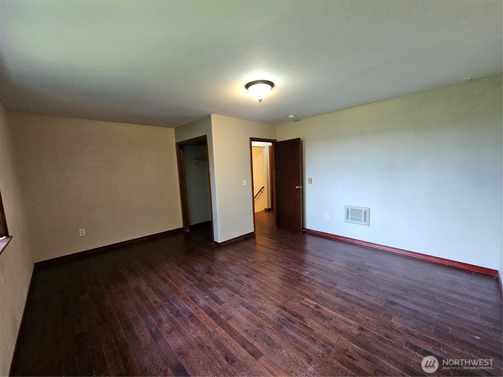 21930 42nd Drive Property Photo 28