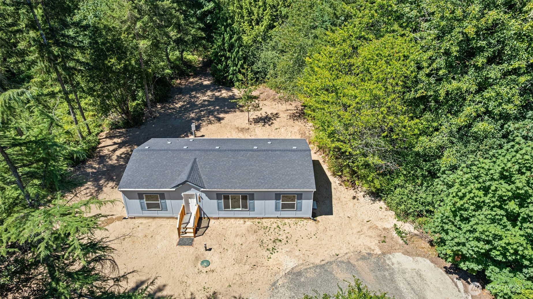1615 Lake Drive Property Photo 19