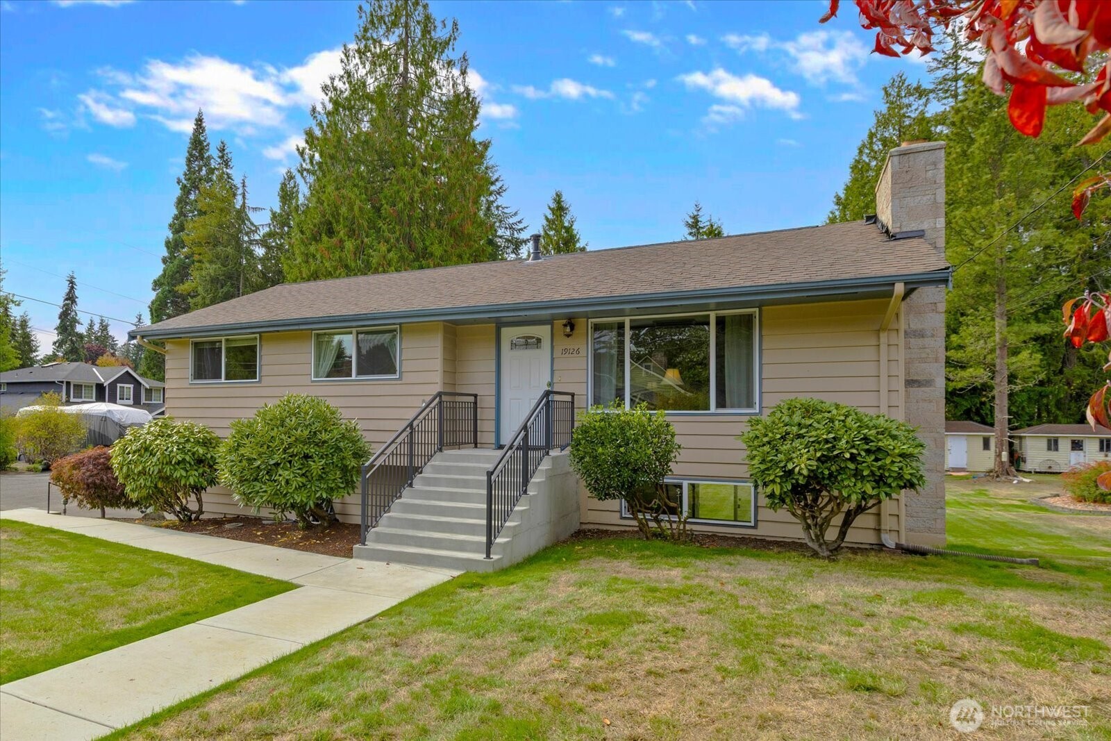 19126 80th Avenue Property Photo 1