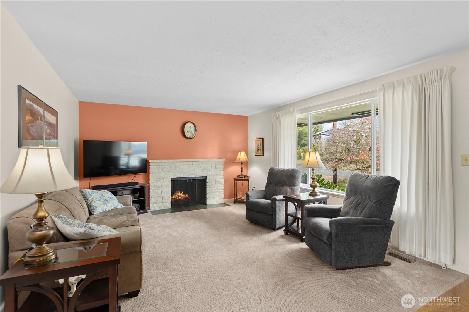 19126 80th Avenue Property Photo 4