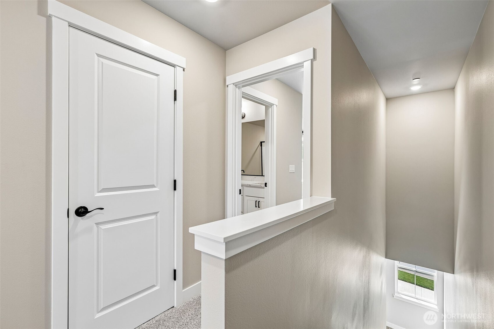 8927 172nd Street Property Photo 15